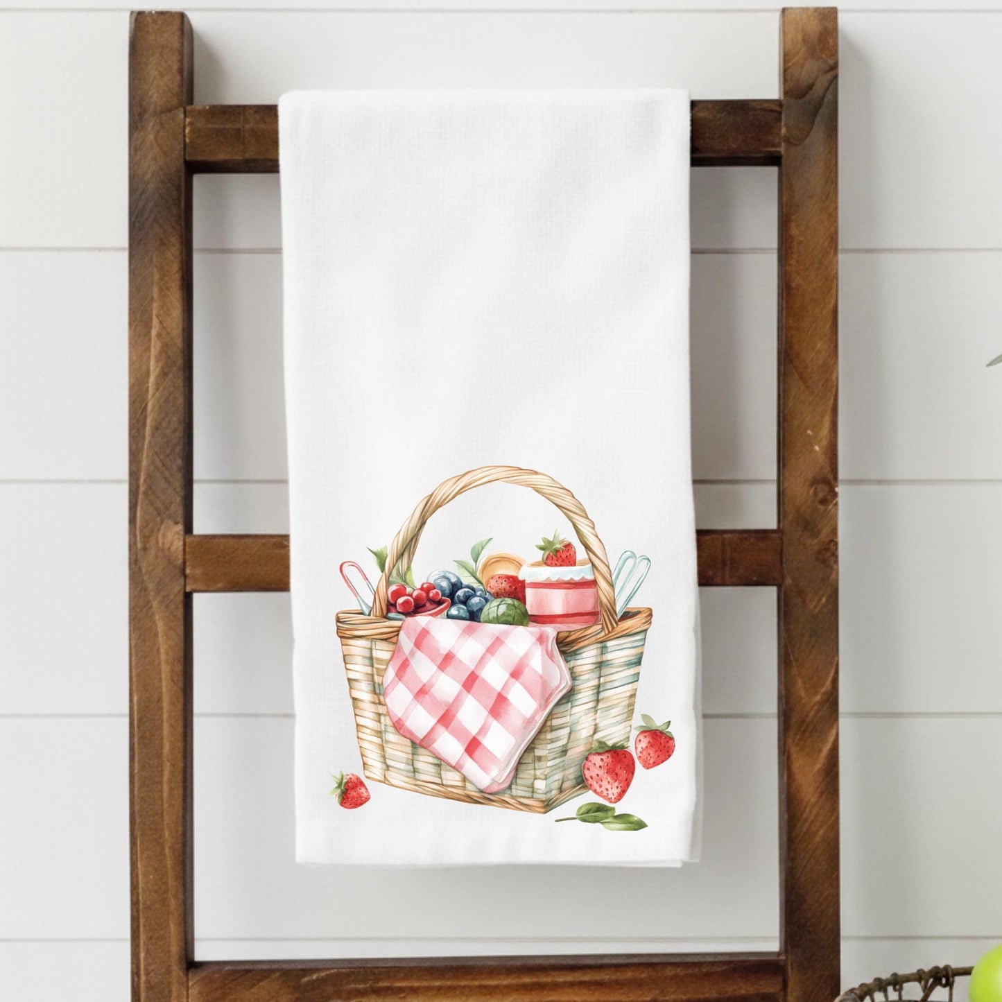 Kitchen Towel Set – Set of 2 Towels – Farmhouse Tea Towels – Strawberry Kitchen Decor – Housewarming Gift