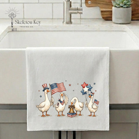 Patriotic Geese Tea Towel | Vintage Americana Kitchen Decor