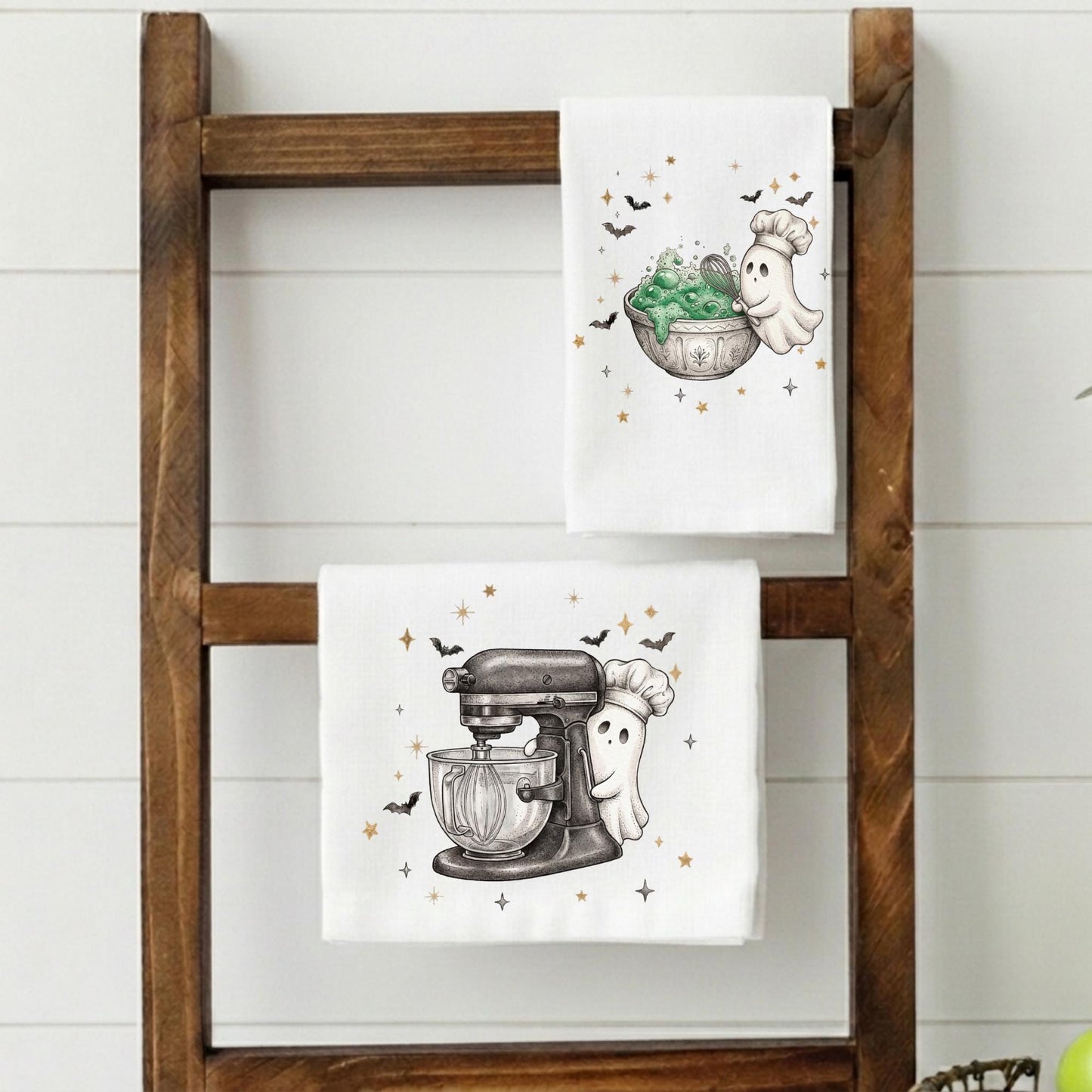 Ghost Baker Halloween Tea Towel - Spooky Kitchen Mixer Towel, Cute Baking Ghost Decor, Whimsical Fall Gift for Her